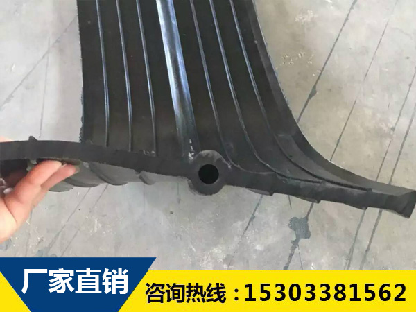 1545442715832578.jpg 2.jpg