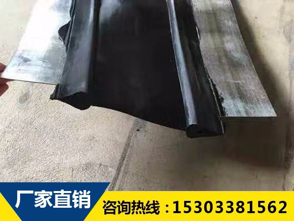 如何利用鋼邊橡膠止水帶二邊的安裝孔到更佳？