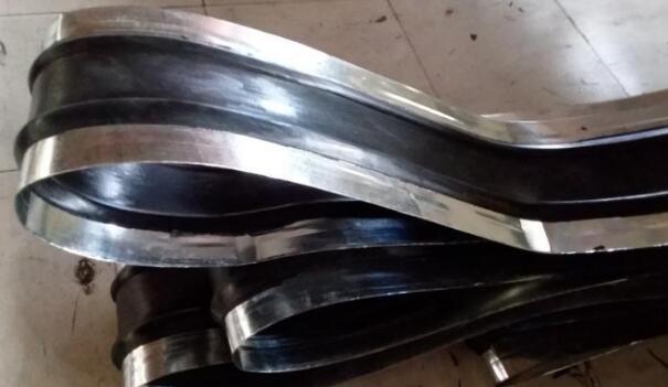 鋼邊橡膠止水帶設鋼邊有哪些重要意義呢？