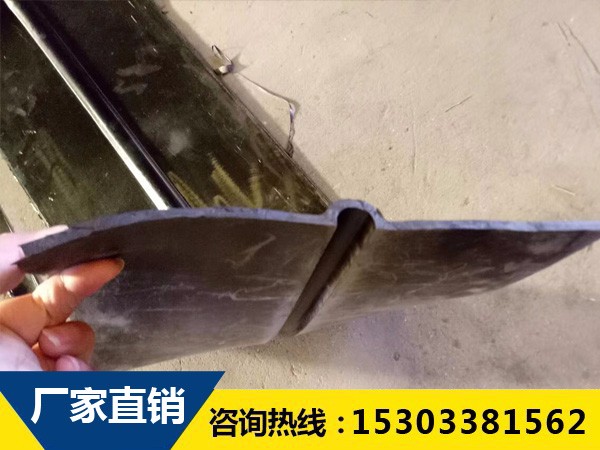 外貼式橡膠止水帶的接頭連接方法是否容易學會？